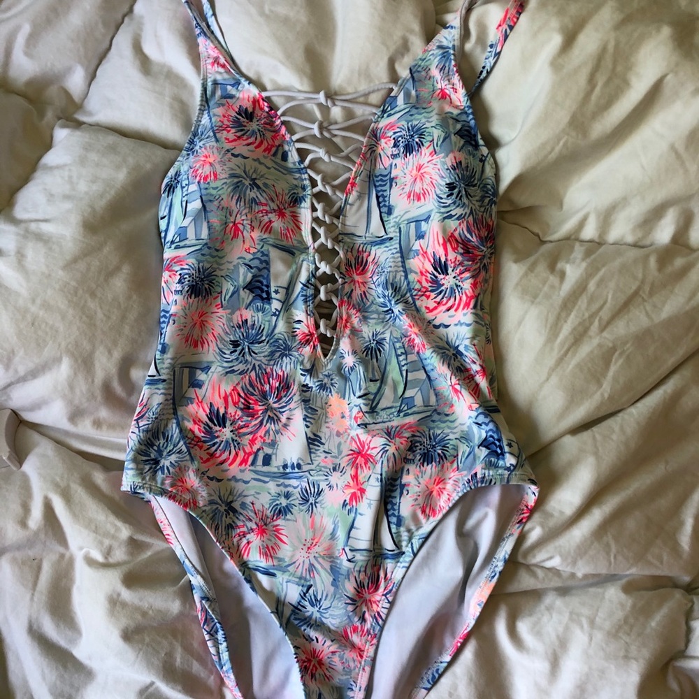 Nearly new Lilly Pulitzer one piece.
